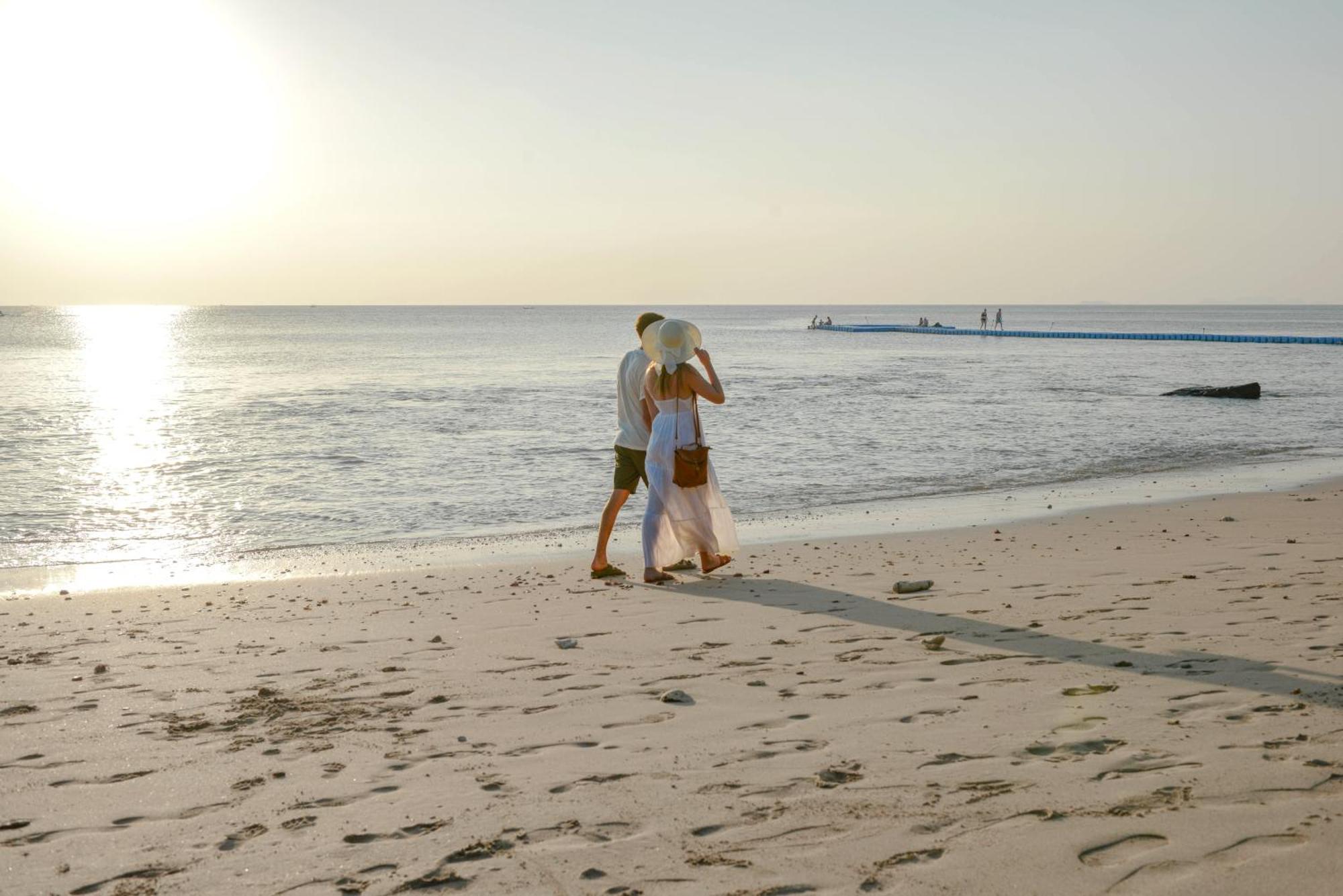 Rawi Warin Resort And Spa - Sha Extra Plus Ko Lanta Kültér fotó